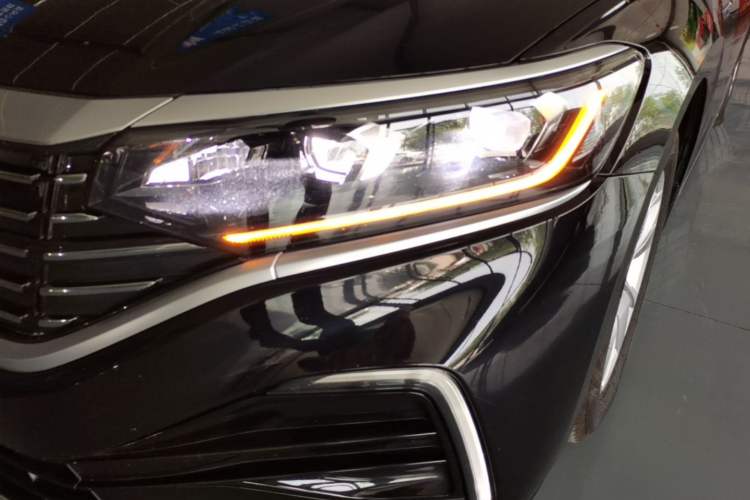 Used Volkswagen Passat New Energy 2023 430 PHEV Hybrid Elite Edition Left Front Headlight