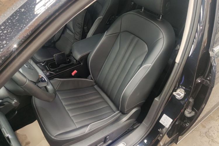 Used Volkswagen Passat New Energy 2023 430 PHEV Hybrid Elite Edition Left Front Seat