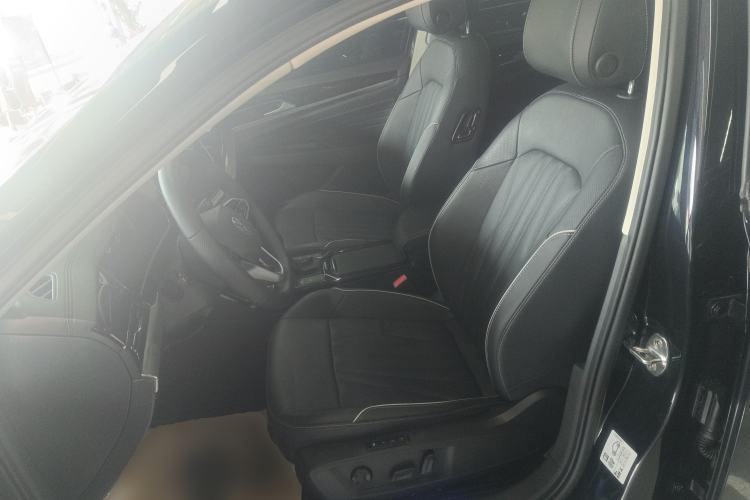 Used Volkswagen Passat New Energy 2023 430 PHEV Hybrid Luxury Edition Left Front Seat