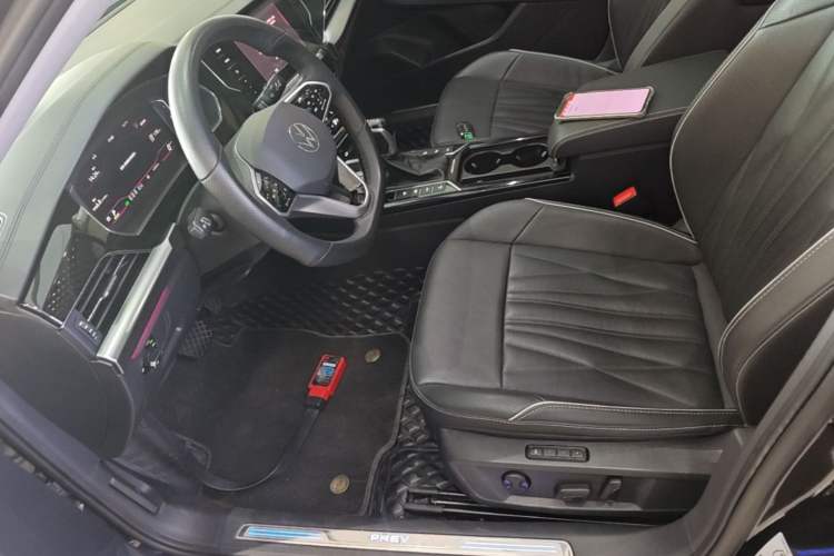Used Volkswagen Passat New Energy 2023 430 PHEV Hybrid Luxury Edition Left Front Seat