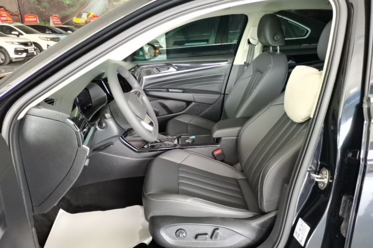 Used Volkswagen Passat New Energy 2023 430 PHEV Hybrid Elite Edition Left Front Seat