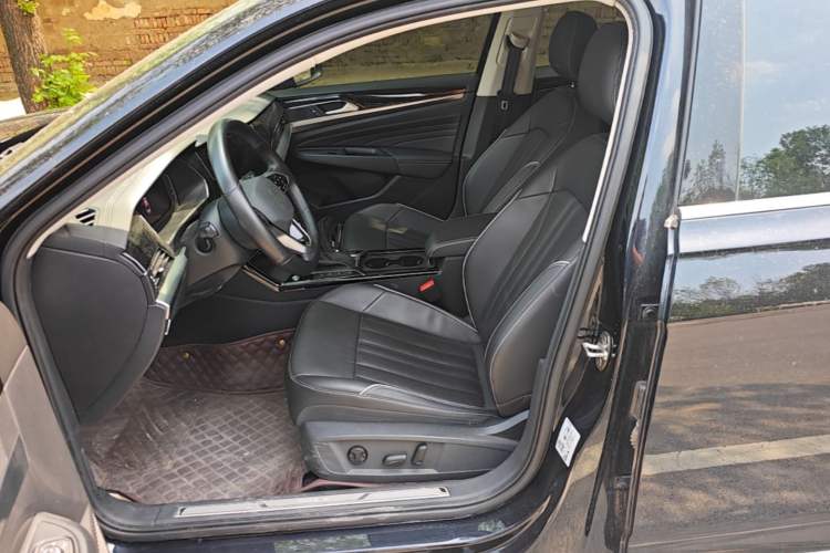 Used Volkswagen Passat New Energy 2023 430 PHEV Hybrid Elite Edition Left Front Seat