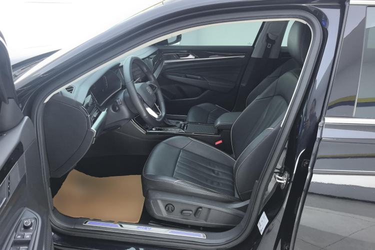 Used Volkswagen Passat New Energy 2023 430 PHEV Hybrid Elite Edition Left Front Seat