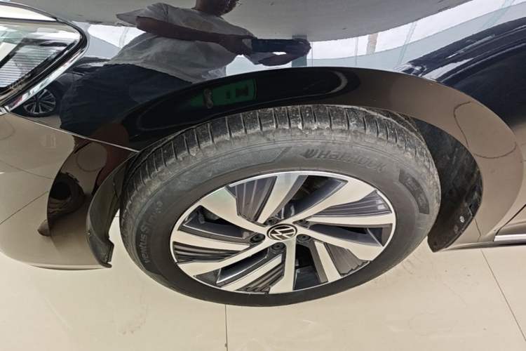Used Volkswagen Passat New Energy 2023 430 PHEV Hybrid Elite Edition Left Front Wheel Hub