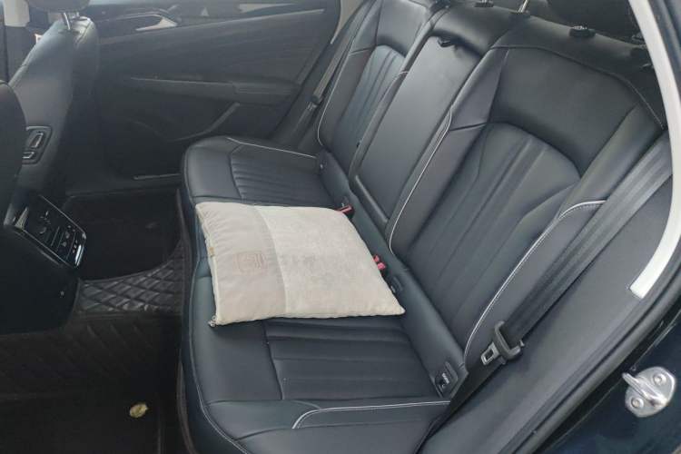 Used Volkswagen Passat New Energy 2023 430 PHEV Hybrid Elite Edition Left Rear Seat