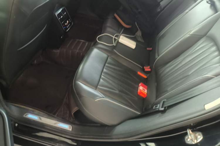 Used Volkswagen Passat New Energy 2023 430 PHEV Hybrid Luxury Edition Left Rear Seat