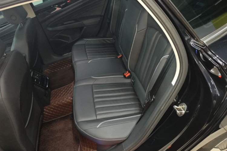 Used Volkswagen Passat New Energy 2023 430 PHEV Hybrid Elite Edition Left Rear Seat