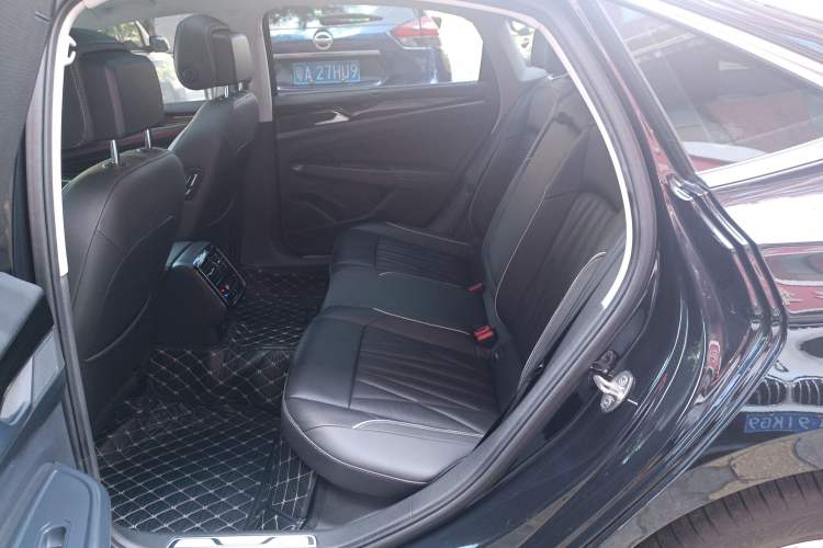 Used Volkswagen Passat New Energy 2023 430 PHEV Hybrid Luxury Edition Left Rear Seat