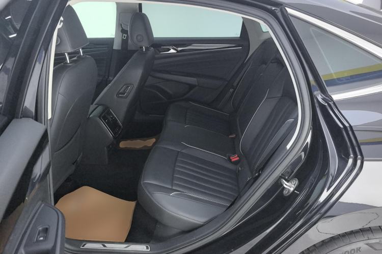 Used Volkswagen Passat New Energy 2023 430 PHEV Hybrid Elite Edition Left Rear Seat