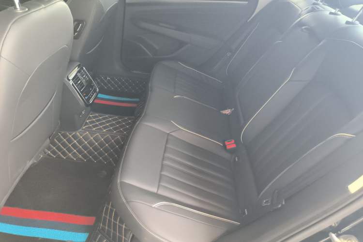 Used Volkswagen Passat New Energy 2023 430 PHEV Hybrid Elite Edition Left Rear Seat