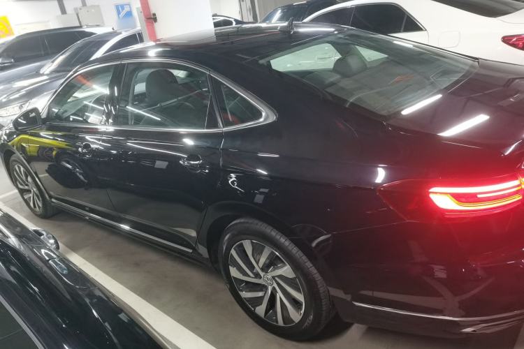 Used Volkswagen Passat New Energy 2023 430 PHEV Hybrid Elite Edition Left Side