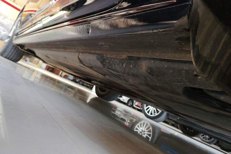 Used Volkswagen Passat New Energy 2023 430 PHEV Hybrid Elite Edition Left Side Sill
