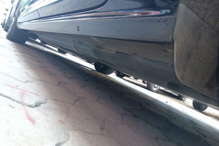 Used Volkswagen Passat New Energy 2023 430 PHEV Hybrid Luxury Edition Left Side Sill
