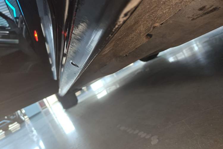 Used Volkswagen Passat New Energy 2023 430 PHEV Hybrid Elite Edition Left Side Sill