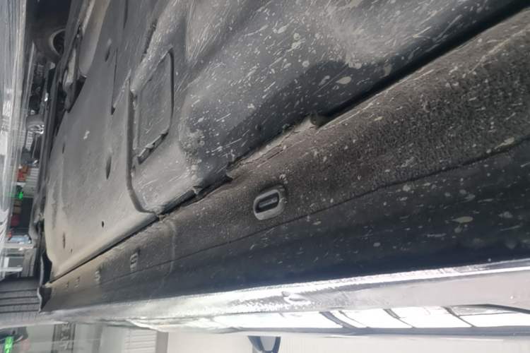 Used Volkswagen Passat New Energy 2023 430 PHEV Hybrid Elite Edition Left Side Sill