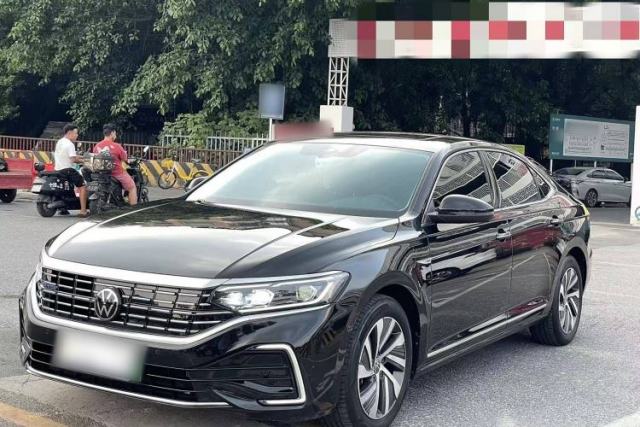 Volkswagen Passat New Energy 2023 430 PHEV Hybrid Luxury Edition d’occasion