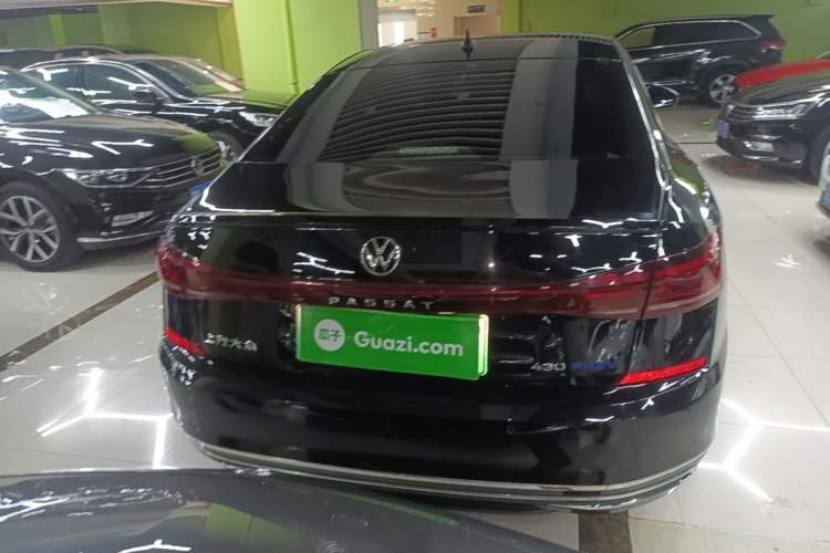 Used Volkswagen Passat New Energy 2023 430 PHEV Hybrid Elite Edition Rear