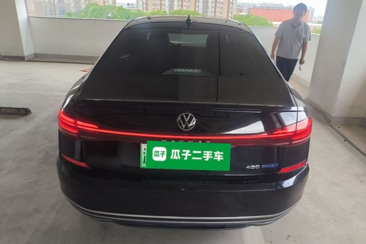 Used Volkswagen Passat New Energy 2023 430 PHEV Hybrid Luxury Edition Rear