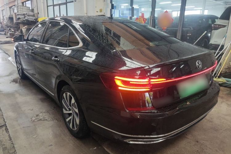 Used Volkswagen Passat New Energy 2023 430 PHEV Hybrid Elite Edition Rear Left 45 Deg