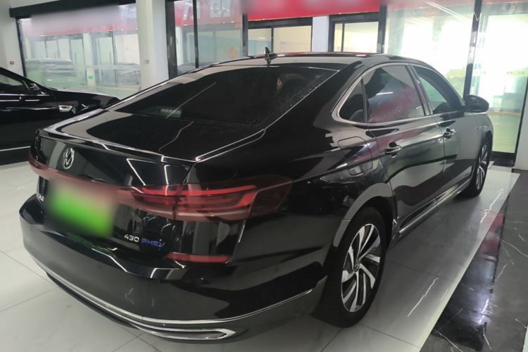 Used Volkswagen Passat New Energy 2023 430 PHEV Hybrid Luxury Edition Rear Right 45 Deg