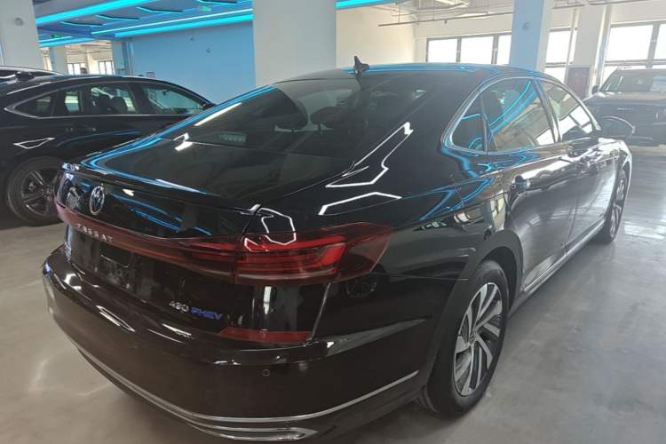 Used Volkswagen Passat New Energy 2023 430 PHEV Hybrid Elite Edition Rear Right 45 Deg