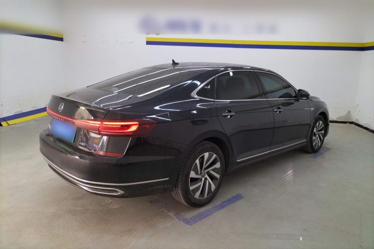 Used Volkswagen Passat New Energy 2023 430 PHEV Hybrid Luxury Edition Rear Right 45 Deg
