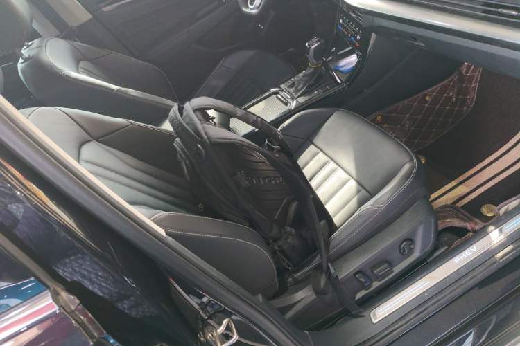 Used Volkswagen Passat New Energy 2023 430 PHEV Hybrid Elite Edition Right Front Seat