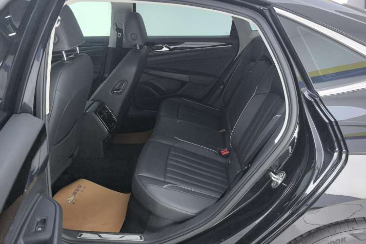 Used Volkswagen Passat New Energy 2023 430 PHEV Hybrid Elite Edition Right Rear Seat