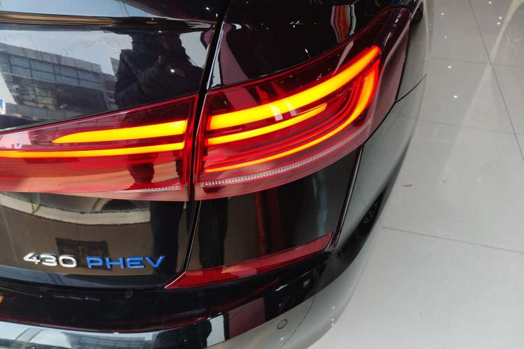 Used Volkswagen Passat New Energy 2023 430 PHEV Hybrid Elite Edition Right Rear Taillight