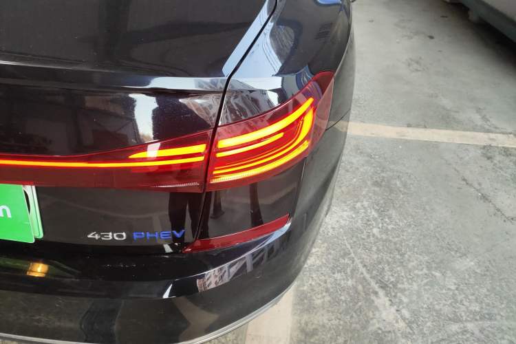 Used Volkswagen Passat New Energy 2023 430 PHEV Hybrid Elite Edition Right Rear Taillight