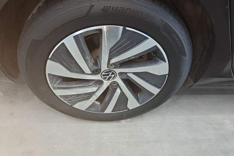 Used Volkswagen Passat New Energy 2023 430 PHEV Hybrid Elite Edition Right Rear Wheel Hub