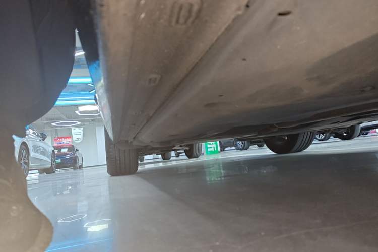 Used Volkswagen Passat New Energy 2023 430 PHEV Hybrid Elite Edition Right Side Sill