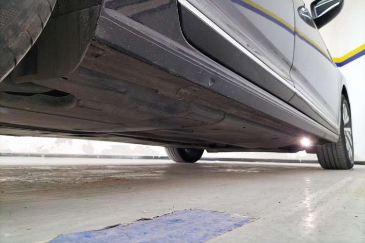 Used Volkswagen Passat New Energy 2023 430 PHEV Hybrid Luxury Edition Right Side Sill