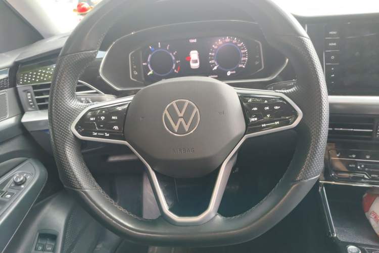 Used Volkswagen Passat New Energy 2023 430 PHEV Hybrid Luxury Edition Steering Wheel