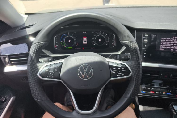 Used Volkswagen Passat New Energy 2023 430 PHEV Hybrid Luxury Edition Steering Wheel
