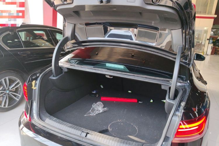 Used Volkswagen Passat New Energy 2023 430 PHEV Hybrid Elite Edition Trunk