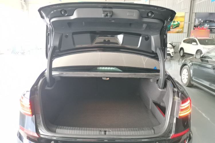 Used Volkswagen Passat New Energy 2023 430 PHEV Hybrid Elite Edition Trunk
