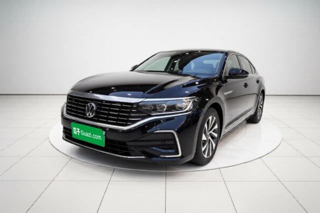 Ojetý Volkswagen Passat New Energy 2023 430 PHEV Hybrid Luxury Edition