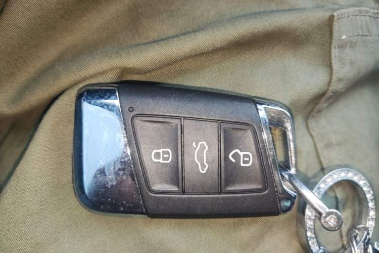 Used Volkswagen Passat New Energy 2023 430 PHEV Hybrid Elite Edition Vehicle Key