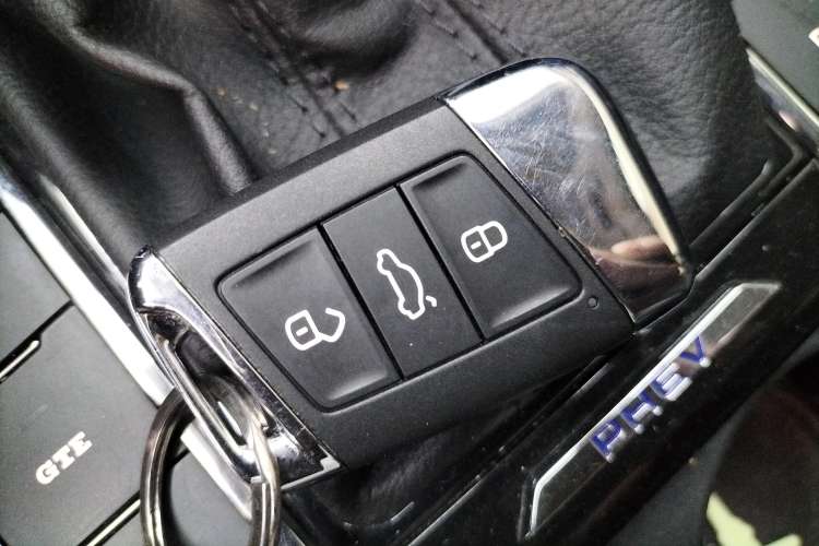 Used Volkswagen Passat New Energy 2023 430 PHEV Hybrid Luxury Edition Vehicle Key