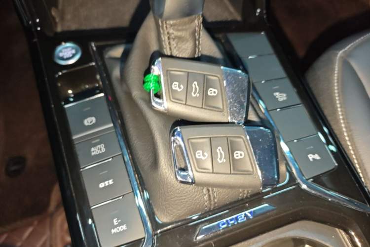 Used Volkswagen Passat New Energy 2023 430 PHEV Hybrid Elite Edition Vehicle Key