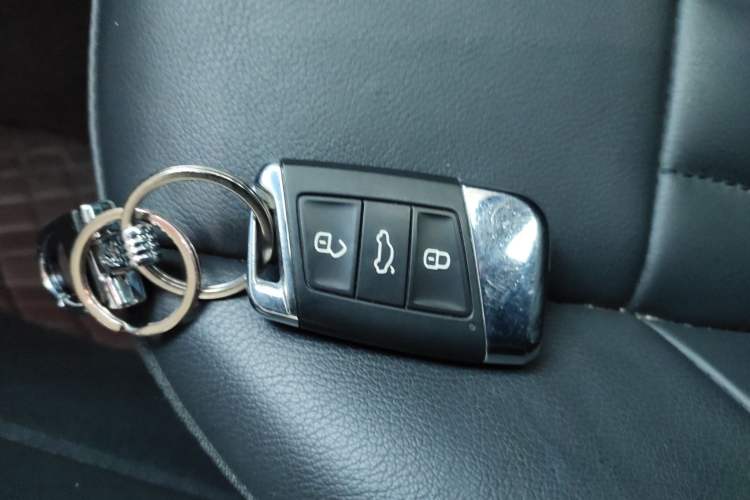 Used Volkswagen Passat New Energy 2023 430 PHEV Hybrid Elite Edition Vehicle Key