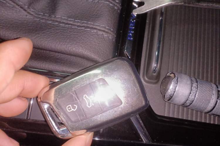 Used Volkswagen Passat New Energy 2023 430 PHEV Hybrid Elite Edition Vehicle Key