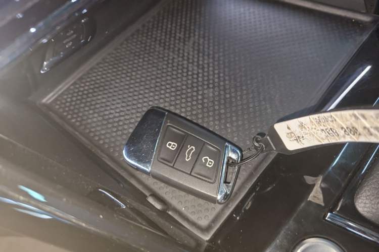Used Volkswagen Passat New Energy 2023 430 PHEV Hybrid Elite Edition Vehicle Key