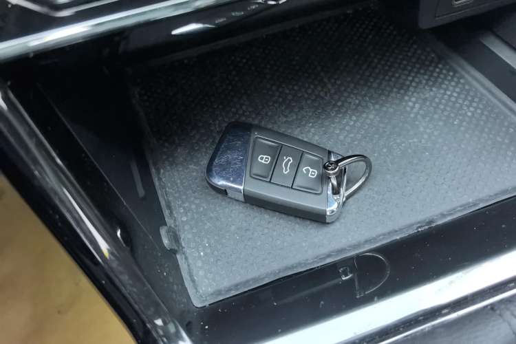Used Volkswagen Passat New Energy 2023 430 PHEV Hybrid Elite Edition Vehicle Key