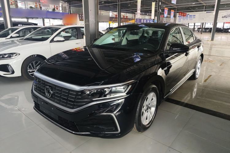 Used Volkswagen Passat New Energy 2025 430 PHEV Hybrid Business Edition Guazi used car, China used car export, Used car for sale, Used  cars, Cheapest cars for sale