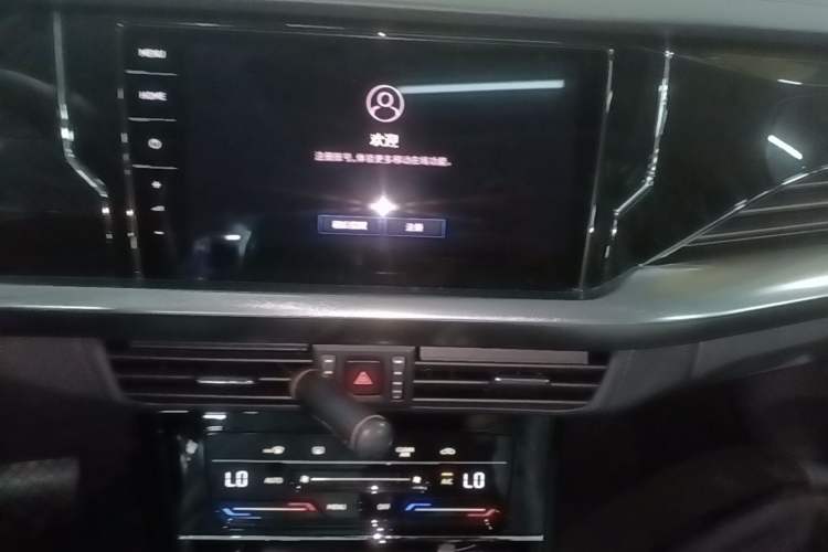 Used Volkswagen Passat New Energy 2025 430 PHEV Hybrid Business Edition Audio And AC Panel