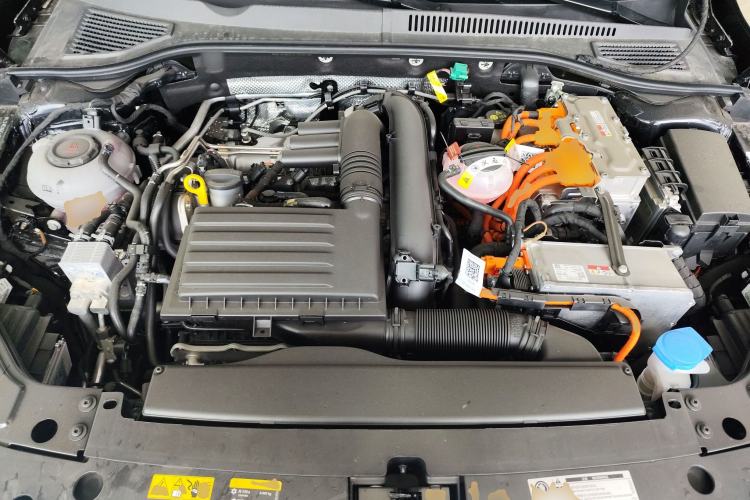 Used Volkswagen Passat New Energy 2025 430 PHEV Hybrid Business Edition Engine Bay