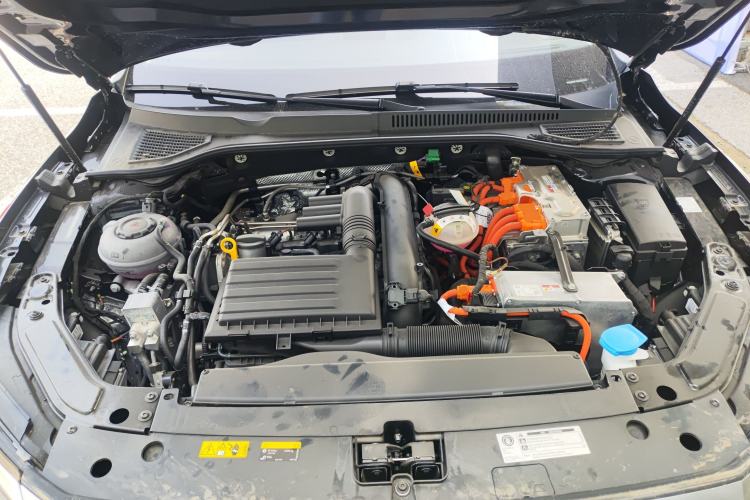 Used Volkswagen Passat New Energy 2025 430 PHEV Hybrid Business Edition Engine Bay