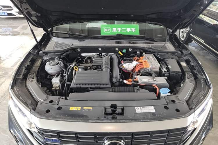 Used Volkswagen Passat New Energy 2025 430 PHEV Hybrid Business Edition Engine Bay